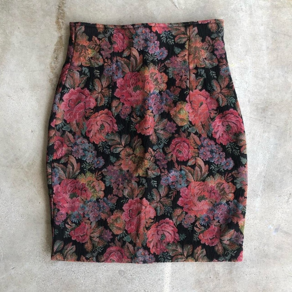 Y2K/90s Vintage Express tapestry Mini Skirt